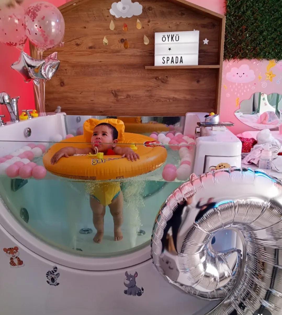 Bebek Yüzme & Spa Banyosu
